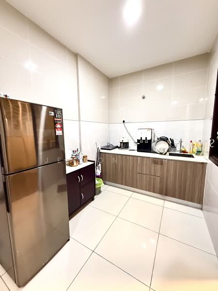 Condominium for Rent at Paraiso Residence @ The Earth - Jenson Teh - PropertyGuru.com.my
