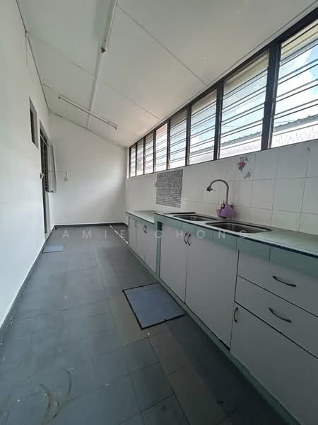 1-storey Terraced House for Sale in Desa Pengkalan Indah (Ipoh) - Amie Chong - Kitchen - PropertyGuru.com.my