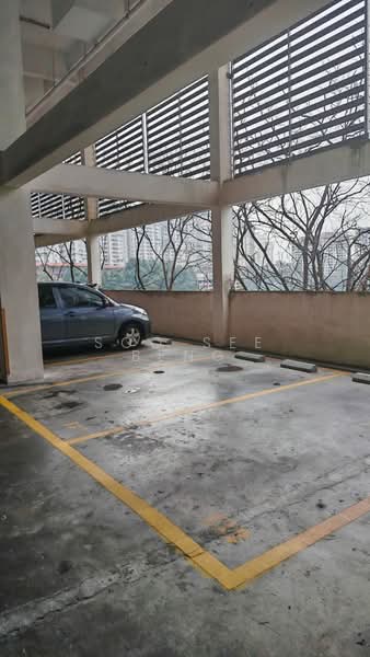 Kondominium untuk Dijual di Perdana View - Soo See Beng - Car Park - PropertyGuru.com.my