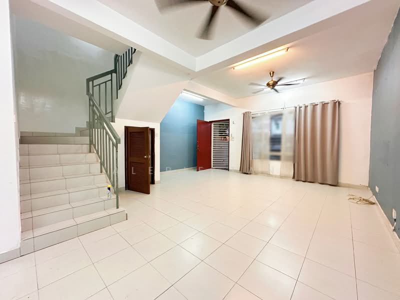 2-storey Terraced House for Sale in Bandar Teknologi Kajang (Kajang) - Valerie Tang - Interior - PropertyGuru.com.my