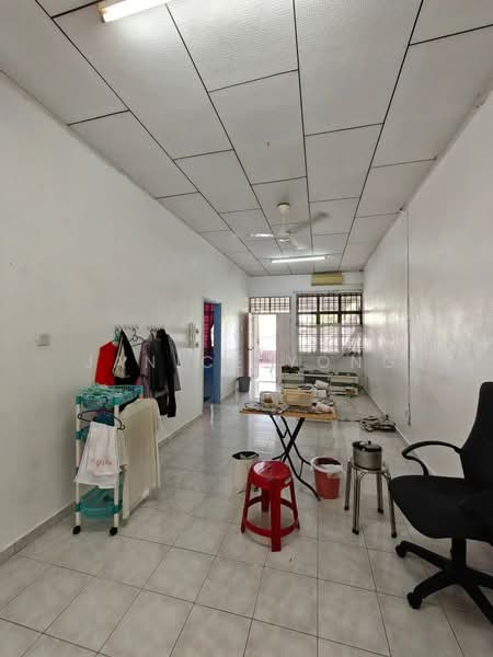 Rumah Teres 1 Tingkat untuk Dijual di Taman Daya (Johor Bahru) - Janice Yong - Living Room - PropertyGuru.com.my