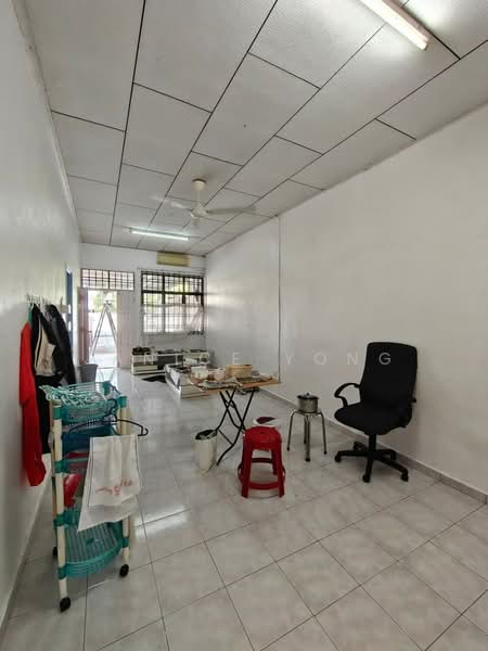Rumah Teres 1 Tingkat untuk Dijual di Taman Daya (Johor Bahru) - Janice Yong - Living Room - PropertyGuru.com.my