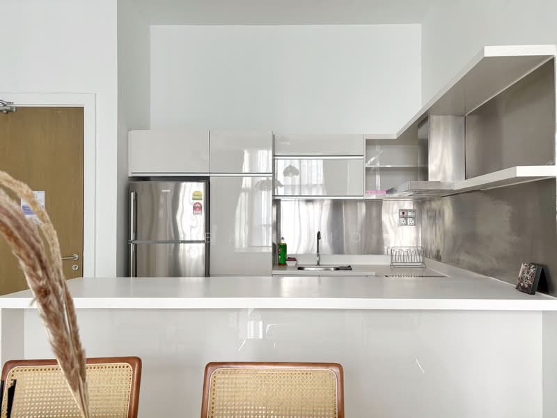 Servis Apartment untuk Disewa di M City - Pearl Ho - Kitchen - PropertyGuru.com.my