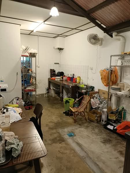 Bungalow for Sale in Limbongan (Klebang) - Cherry . - Kitchen - PropertyGuru.com.my
