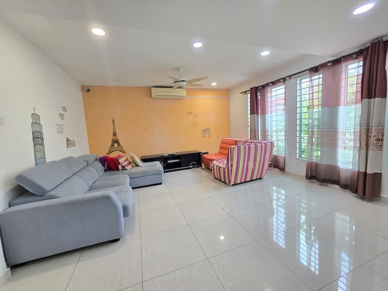 2-storey Terraced House for Sale in Bandar Sunway (Sunway) - Josh Chong - Living Room - PropertyGuru.com.my