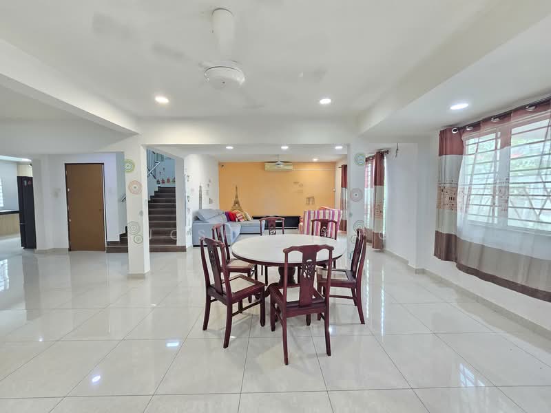 2-storey Terraced House for Sale in Bandar Sunway (Sunway) - Josh Chong - Living Room - PropertyGuru.com.my
