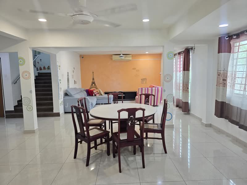 2-storey Terraced House for Sale in Bandar Sunway (Sunway) - Josh Chong - Living Room - PropertyGuru.com.my