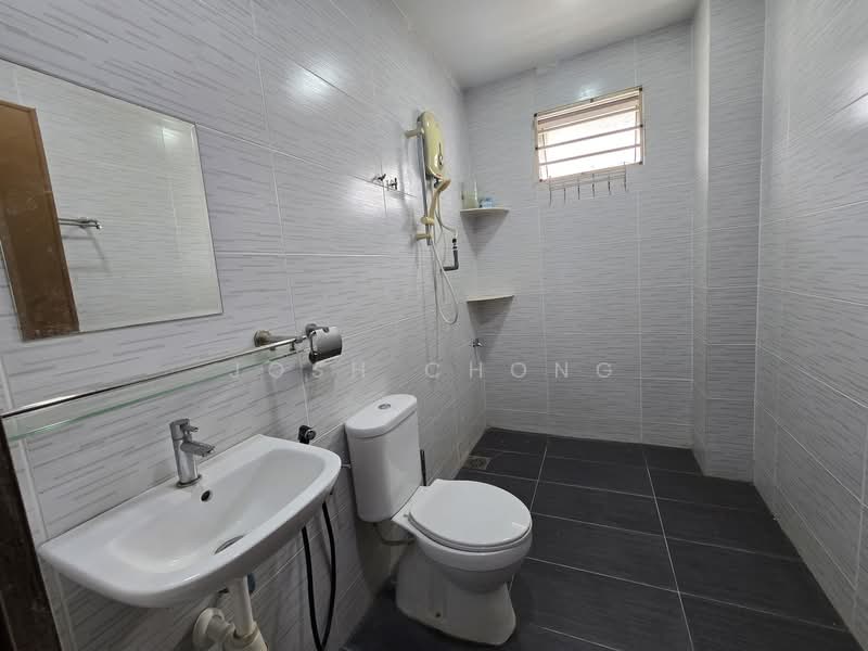 2-storey Terraced House for Sale in Bandar Sunway (Sunway) - Josh Chong - Bathroom - PropertyGuru.com.my