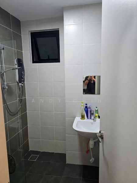 Service Residence for Sale at D'sands Residence - Andy Chin - Bathroom - PropertyGuru.com.my