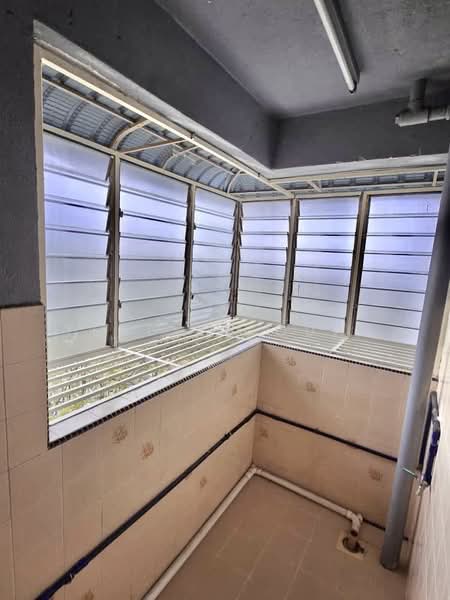 Flat for Sale at Jalan Tengah - Yeap Yu Quan - Balcony - PropertyGuru.com.my