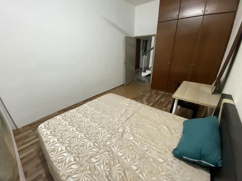 2-storey Terraced House for Rent in Taman Lucky (Bangsar) - Roy Ma - Bedroom - PropertyGuru.com.my