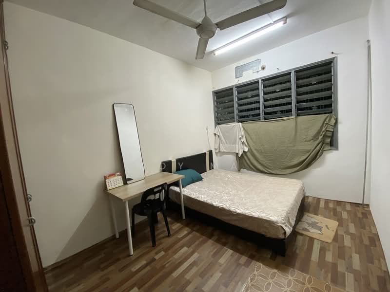 2-storey Terraced House for Rent in Taman Lucky (Bangsar) - Roy Ma - Bedroom - PropertyGuru.com.my