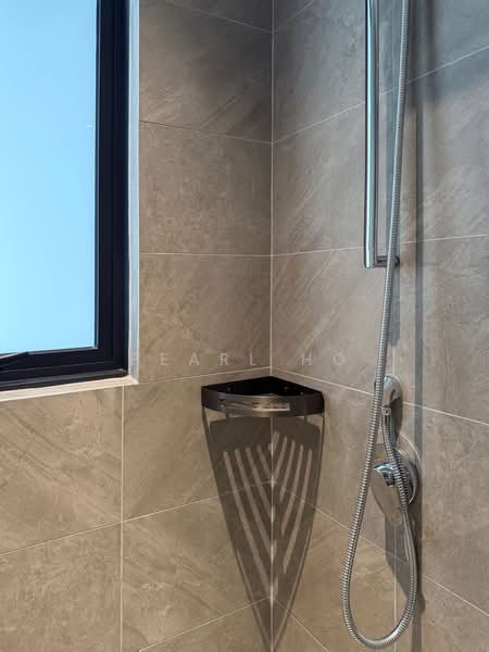 Servis Apartment untuk Disewa di Quinn Residence - Pearl Ho - Bathroom - PropertyGuru.com.my