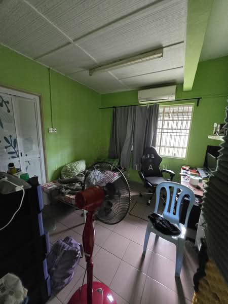 2-storey Terraced House for Sale in Jalan Klang Lama (Old Klang Road) (Kuala Lumpur) - Jercy Tan - Bedroom - PropertyGuru.com.my