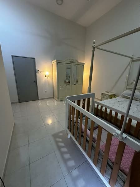 Terraced House for Sale in Semenyih (Selangor) - Selvam . - Bedroom - PropertyGuru.com.my