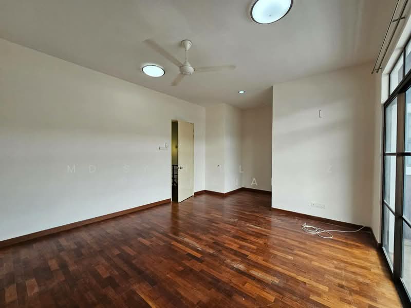 2-storey Terraced House for Sale in 16 Sierra (Puchong) - Md Syahrul Faez Bin Manan - Living Room - PropertyGuru.com.my