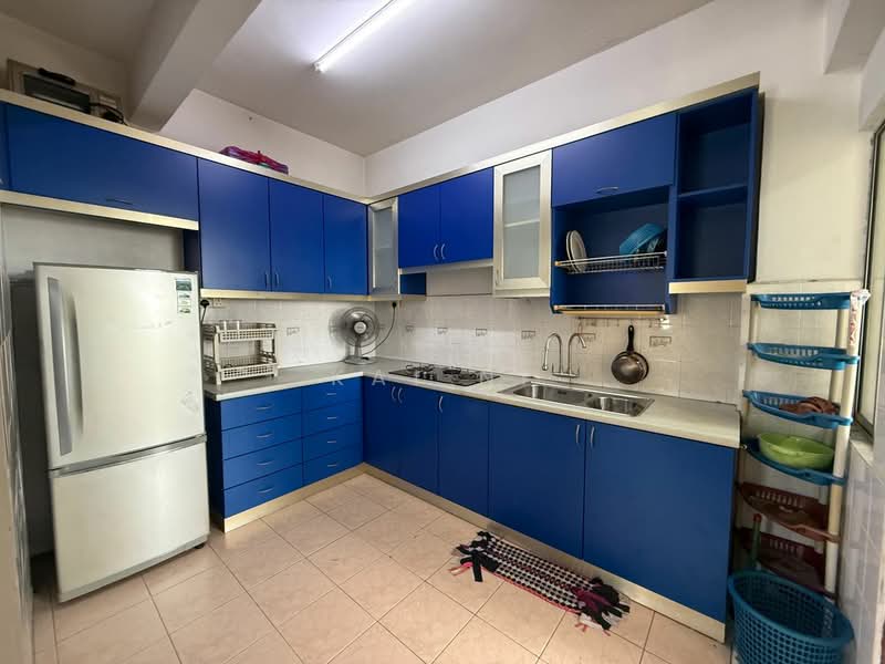 Apartment for Rent at Putri Ria Apartment - Kai Ni - Kitchen - PropertyGuru.com.my