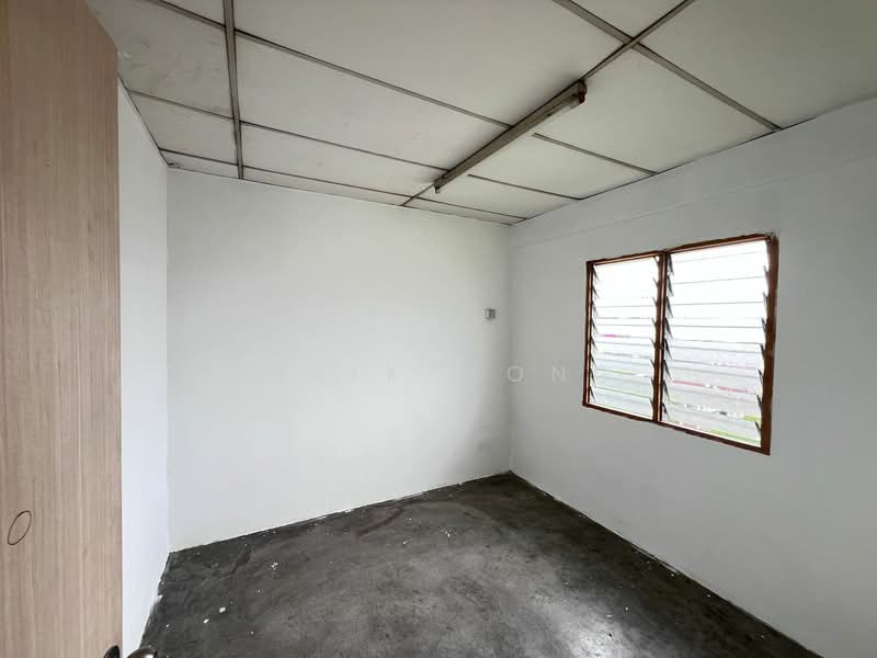 Pangsapuri untuk Dijual di Putra Permai Block D - Felix Wong - Interior - PropertyGuru.com.my