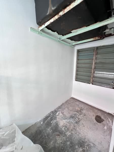 Pangsapuri untuk Dijual di Putra Permai Block D - Felix Wong - Interior - PropertyGuru.com.my