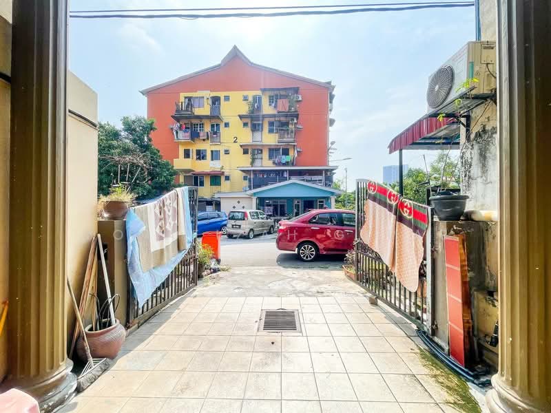 Rumah Teres 2 Tingkat untuk Dijual di Petaling Jaya (Selangor) - NoraFizah Gapar - Exterior - PropertyGuru.com.my