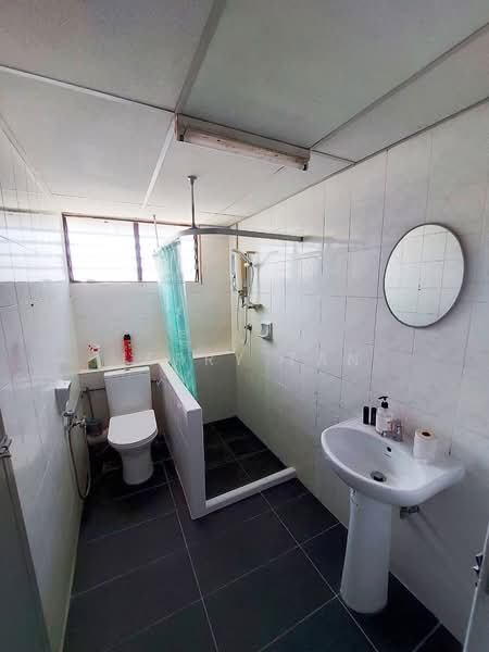 Pangsapuri untuk Disewa di Westlands Court - Jerry Tan - Bathroom - PropertyGuru.com.my