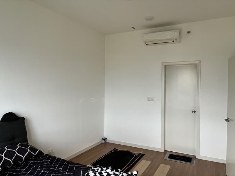 Service Residence for Sale at Aster Residence - Joey Ng - Spacious Master Bedroom - PropertyGuru.com.my