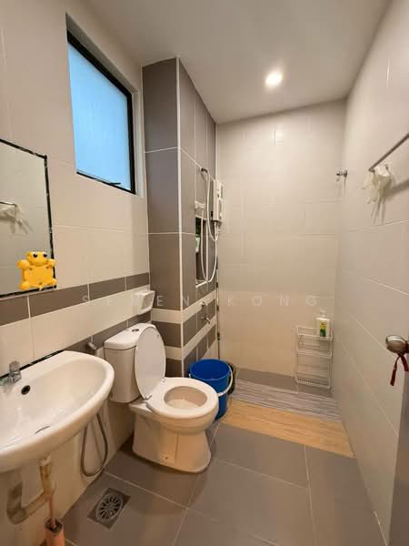 Rumah Teres 2 Tingkat untuk Dijual di Bandar Dato Onn (Tebrau) - Seven Kong - Bathroom - PropertyGuru.com.my