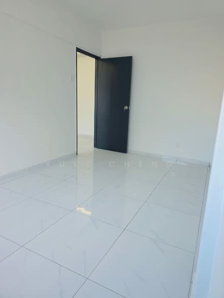 Rumah Flat untuk Dijual di Kekwa - Yuki Cheng - PropertyGuru.com.my