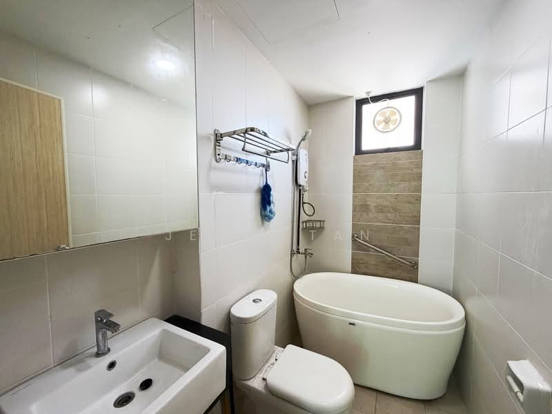Condominium for Rent at ForestVille - Jerry Tan - Bathroom - PropertyGuru.com.my