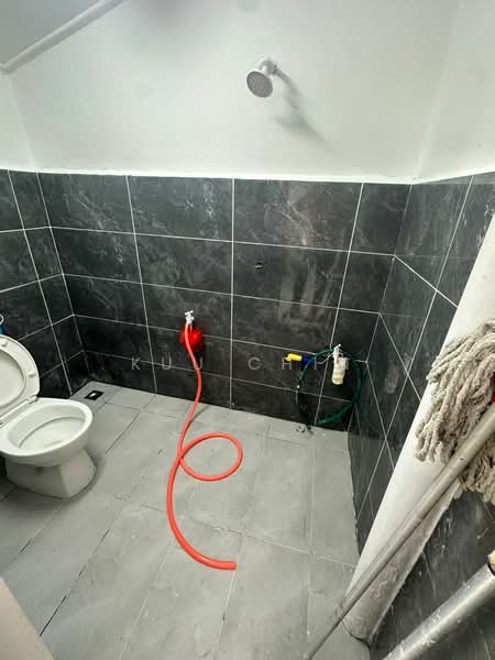 Rumah Teres 2 Tingkat untuk Dijual di Taman Daya (Johor Bahru) - Kuu Chin - Bathroom - PropertyGuru.com.my