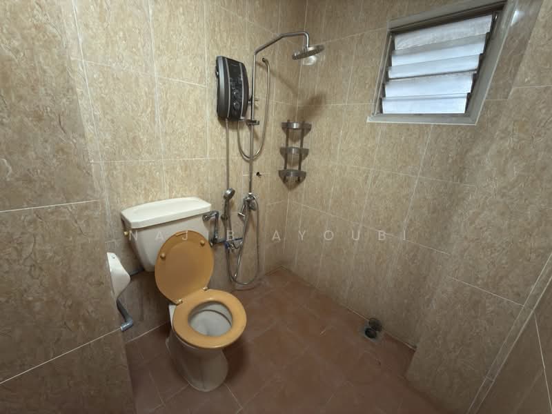 Rumah Teres untuk Dijual di Usj 3 (Subang Jaya) - Najib Ayoubi - Bathroom - PropertyGuru.com.my