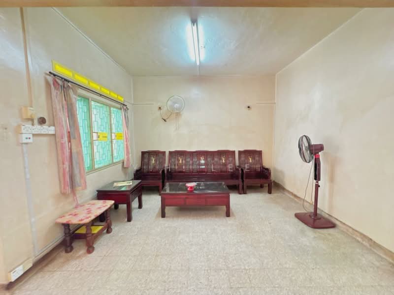 Rumah Teres 2 Tingkat untuk Dijual di Taman Midah (Cheras) - Y.H. Lee - Living Room - PropertyGuru.com.my
