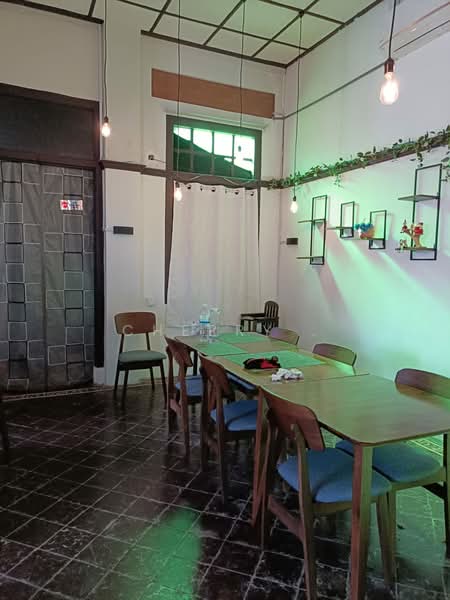 Rumah Banglo untuk Disewa di Limbongan (Klebang) - Cherry . - Dining Room - PropertyGuru.com.my