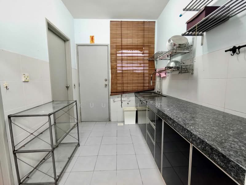 Rumah Teres 2 Tingkat untuk Dijual di Taman Nusa Idaman (Iskandar Puteri (Nusajaya)) - Kuu Chin - Kitchen - PropertyGuru.com.my
