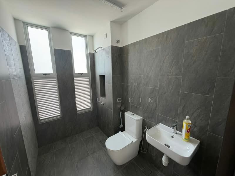 Rumah Teres 2 Tingkat untuk Dijual di Skudai (Johor) - Kuu Chin - Bathroom - PropertyGuru.com.my