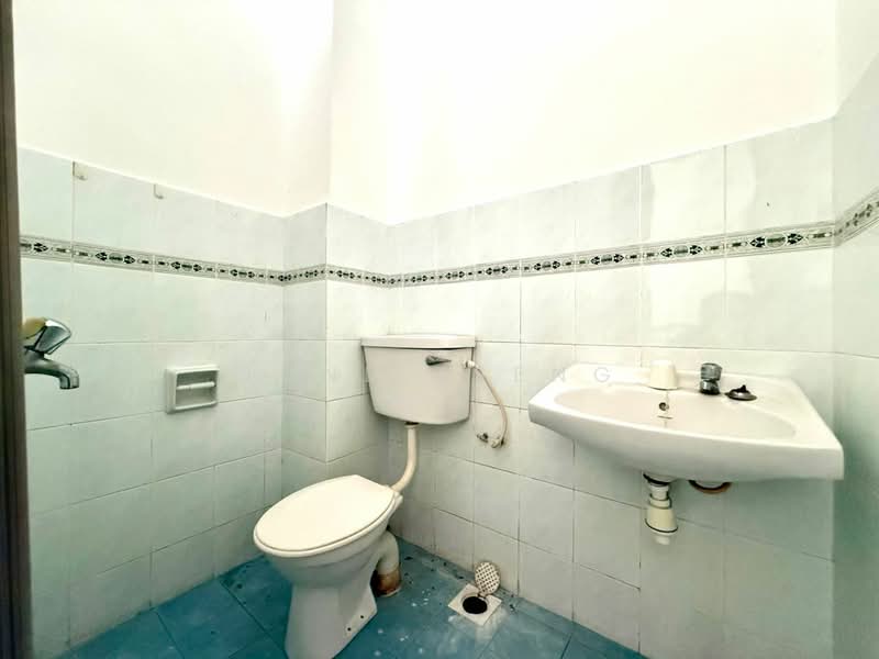 2-storey Terraced House for Sale in Bukit Indah (Iskandar Puteri (Nusajaya)) - June Tseng - Bathroom - PropertyGuru.com.my