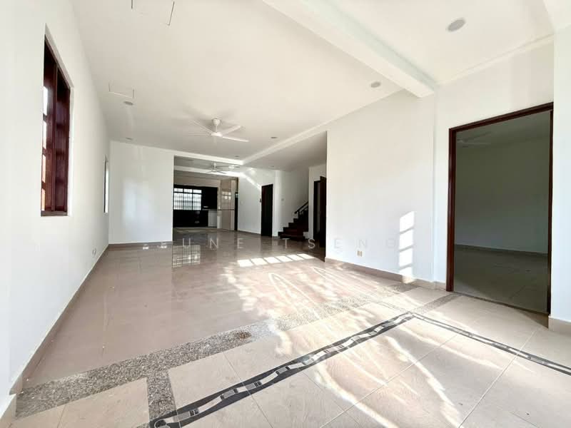 Semi-Detached House for Sale in Johor Bahru (Johor) - June Tseng - Living Room - PropertyGuru.com.my