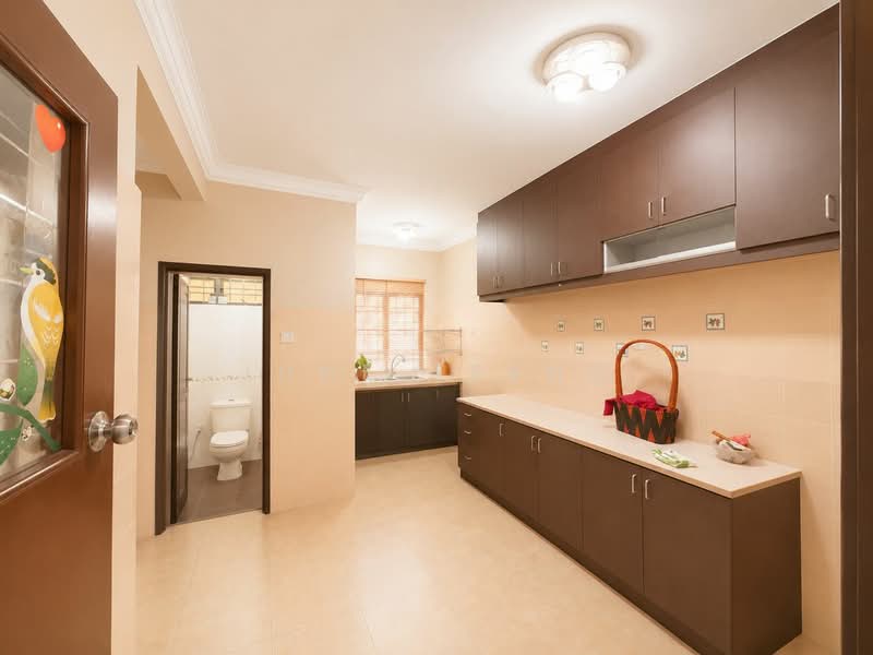 2-storey Terraced House for Sale in Taman Mount Austin (Tebrau) - June Tseng - Kitchen - PropertyGuru.com.my