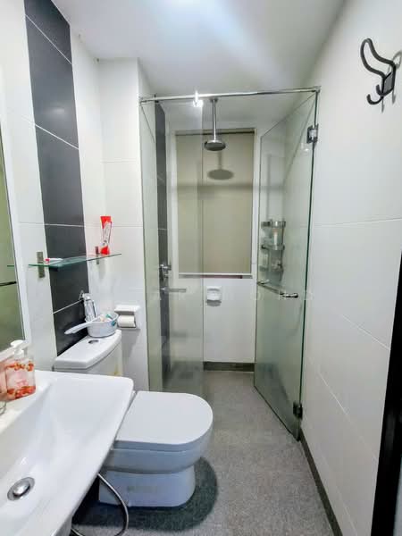2-storey Terraced House for Sale in Denai Alam (Shah Alam) - Azhar Mohd - Bathroom - PropertyGuru.com.my