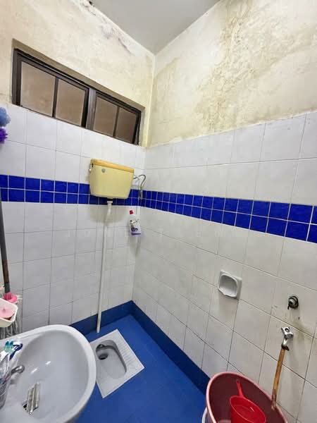 Rumah Teres 2 Tingkat untuk Dijual di Taman Desa Tebrau (Tebrau) - June Tseng - Bathroom - PropertyGuru.com.my