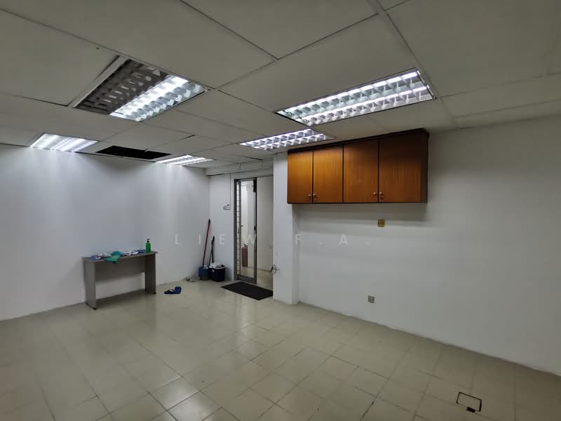 Office for Rent in Pusat Bandaraya (Kuala Lumpur) - Liew F.A. - PropertyGuru.com.my