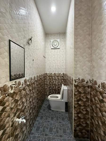 2-storey Terraced House for Sale in Bandar Seri Alam (Masai) - June Tseng - Bathroom - PropertyGuru.com.my