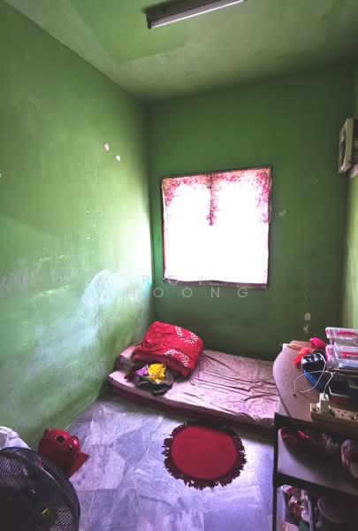 Pangsapuri untuk Dijual di Sri Anggerik 1 - Roy Choong - Bedroom - PropertyGuru.com.my