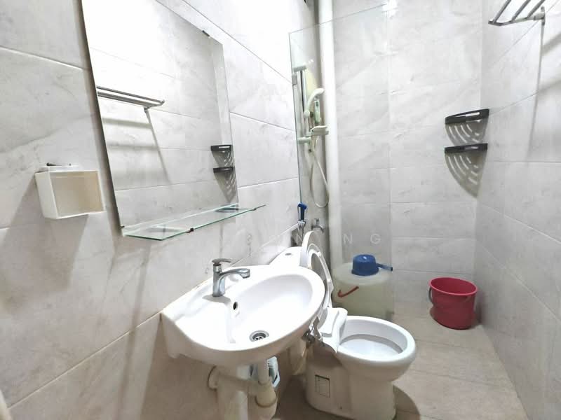 Rumah Teres 2 Tingkat untuk Dijual di Taman Desa Tebrau (Tebrau) - Sharon Ng - Bathroom - PropertyGuru.com.my