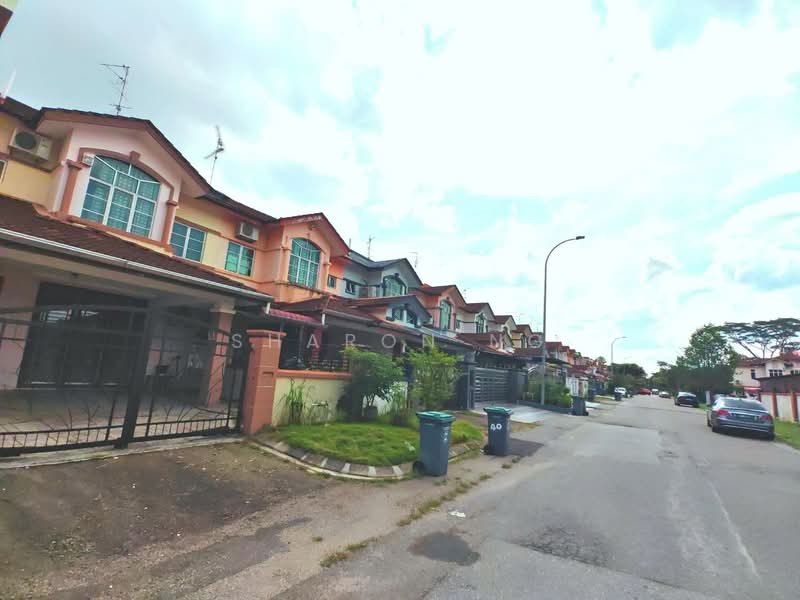 Rumah Teres 2 Tingkat untuk Dijual di Taman Desa Tebrau (Tebrau) - Sharon Ng - Exterior - PropertyGuru.com.my