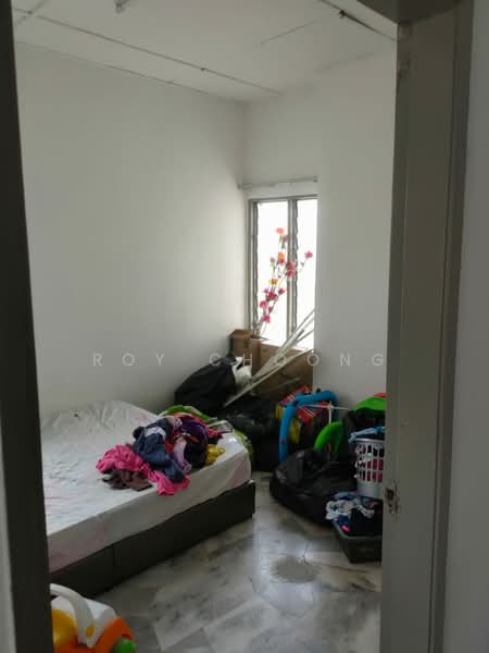 Pangsapuri untuk Dijual di Sri Anggerik 2 - Roy Choong - Bedroom - PropertyGuru.com.my
