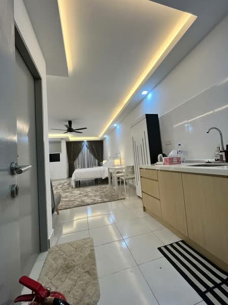 Service Residence for Sale at Tiara Imperio Residence - Nurul Zyra - Kitchen - PropertyGuru.com.my