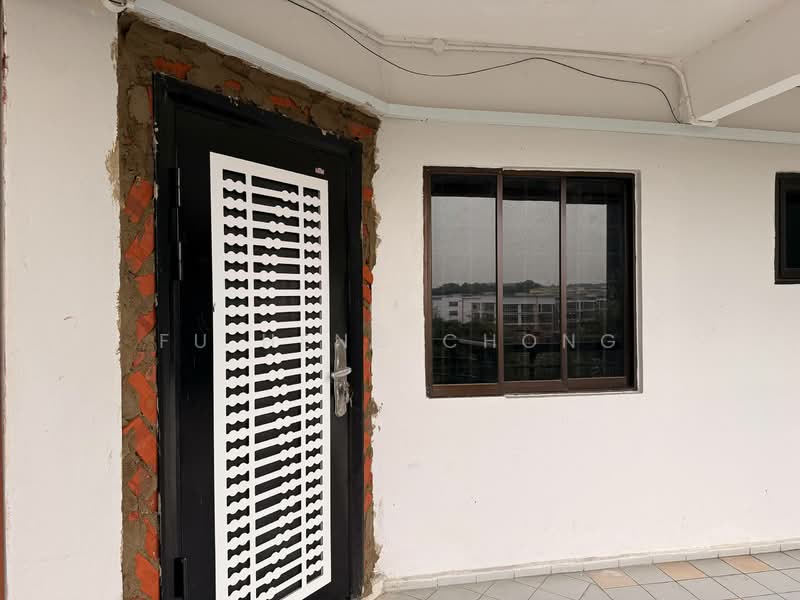 Pangsapuri untuk Dijual di Seri Mutiara Apartment - Fu Heng Chong - Exterior - PropertyGuru.com.my