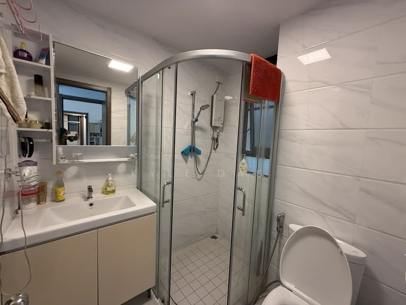 Pangsapuri untuk Dijual di Starview Bay @ Forest City - Kyle Das - Bathroom - PropertyGuru.com.my