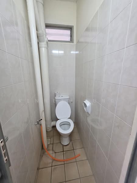 Apartment for Sale at Permai Jaya - Kenneth Kung - Bathroom - PropertyGuru.com.my
